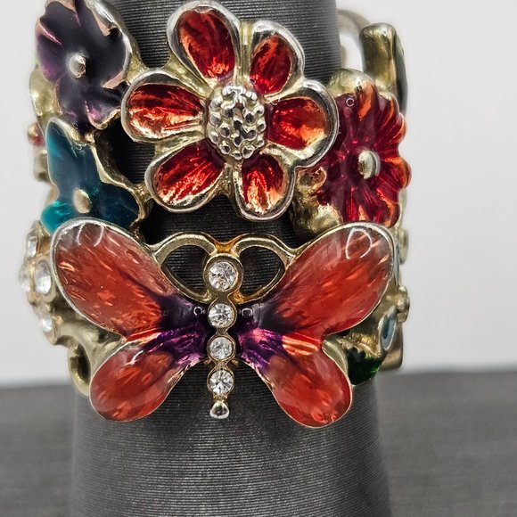 Vintage flower, butterfly and rhinestone ring - Picture 7 of 12